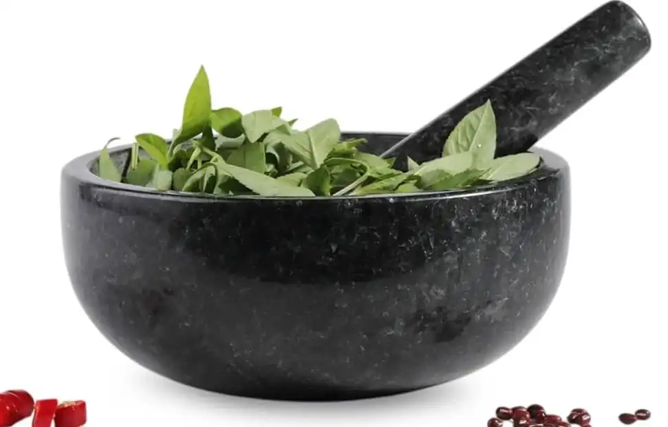 How Does a Stone Spice Grinder Preserve Essential Oils?