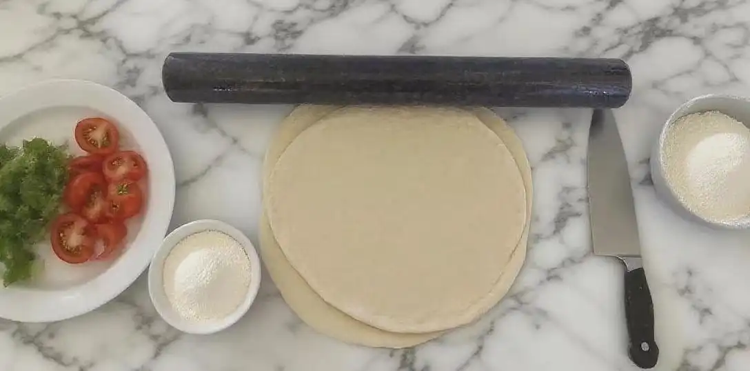 Does a Granite Rolling Pin Improve Texture of Pie and Fondant?