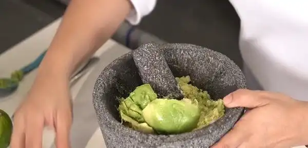 Are Guacamole Mortar and Pestles Easy to Store and Handle?
