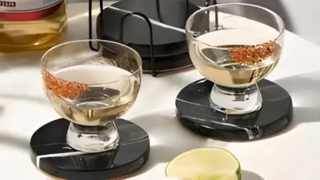 Are Black Marble Coasters Suitable for Both Hot and Cold Drinks?