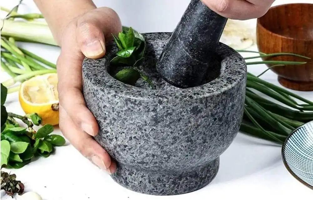How Do Mortar and Pestle Sets Compare to Electric Spice Grinders?